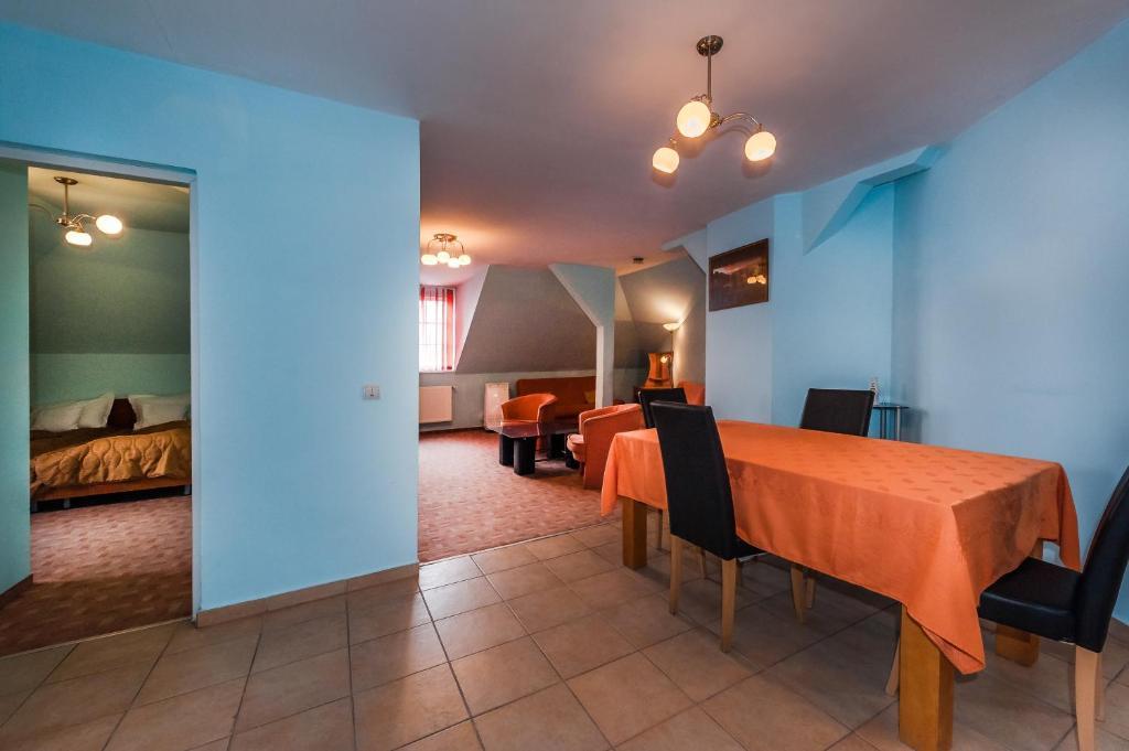 Aparthotel シギショアラ 部屋 写真